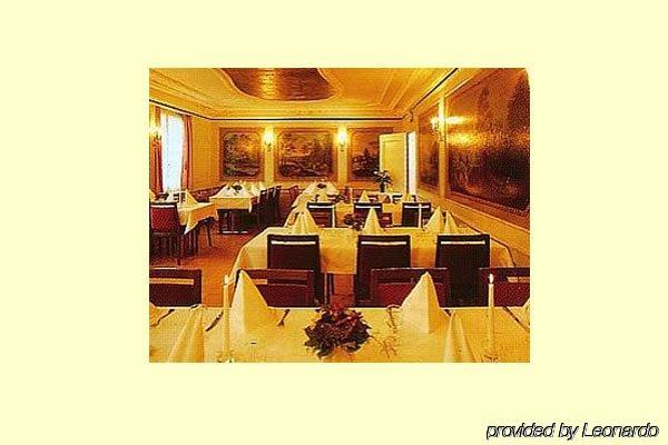 Hotel Restaurant Zum Goldenen Kopf Бюлах Ресторан фото